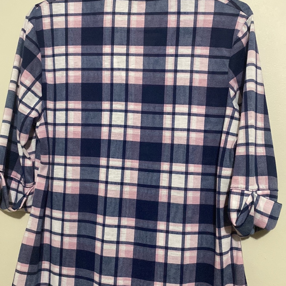 Woman’s short sleeve top size large - Picture 5 of 5
